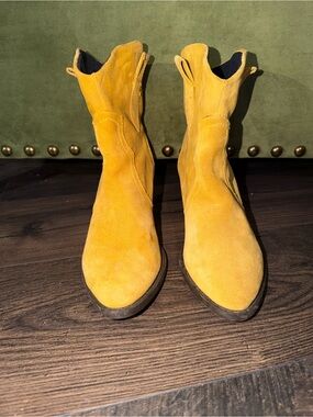 Women’s Yellow Suede Ankle Boots - Classic
